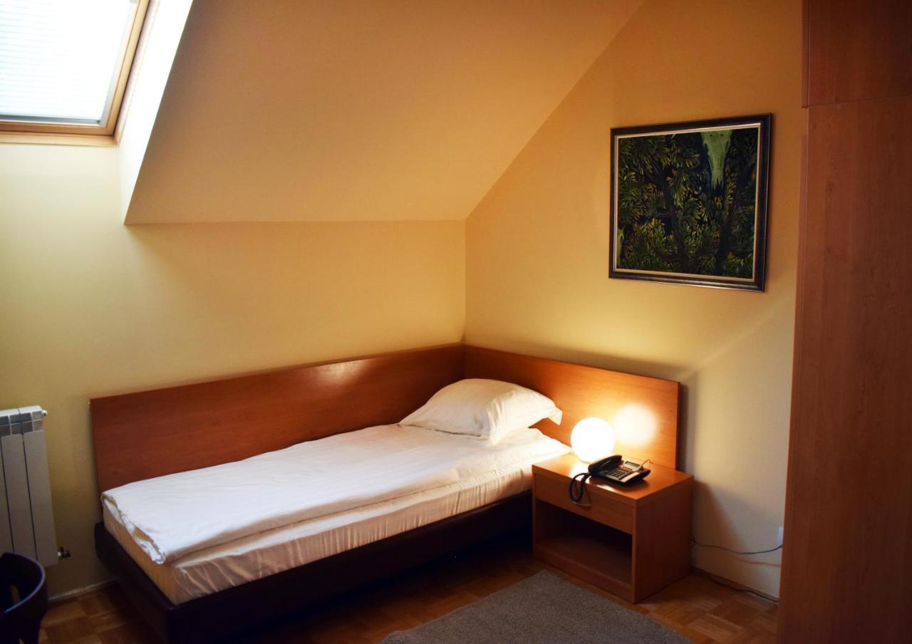 Hunting House Hotel Turija Exterior foto